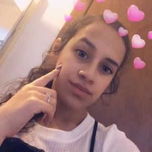 Meet your Posher, Giomarie